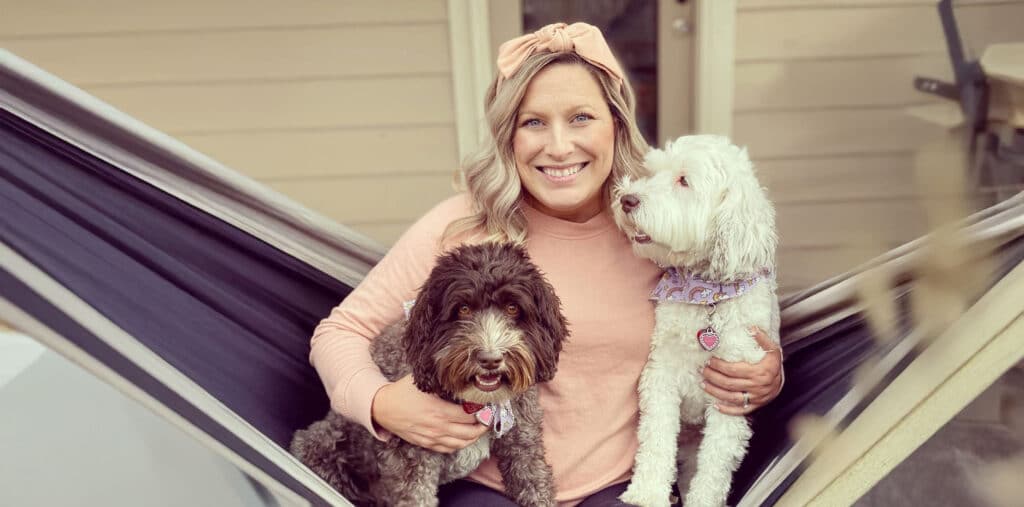 steph with dogs